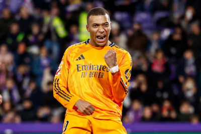 Lần đầu tiên Mbappe lập hat – trick cho Real