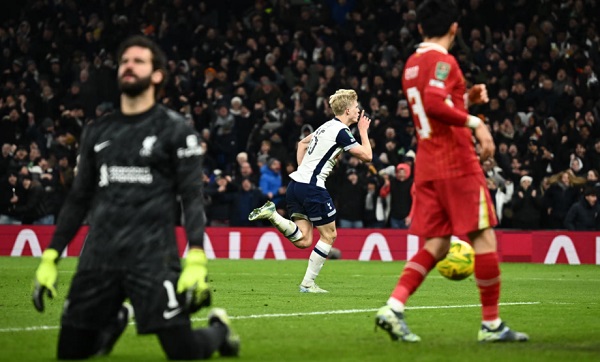 Tottenham thắng Liverpool tạo ra bước ngoặt trong chuỗi thua